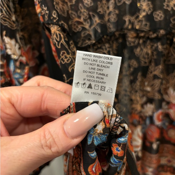 Rose + Olive Semi-Sheer Bohemian Blouse - Picture 4 of 6